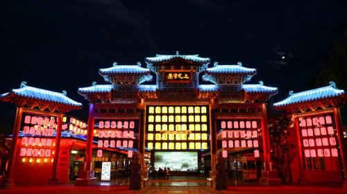 不止是演出，在樂動敦煌上元市集解鎖敦煌 “沉浸式玩法”